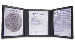 月の土地権利書